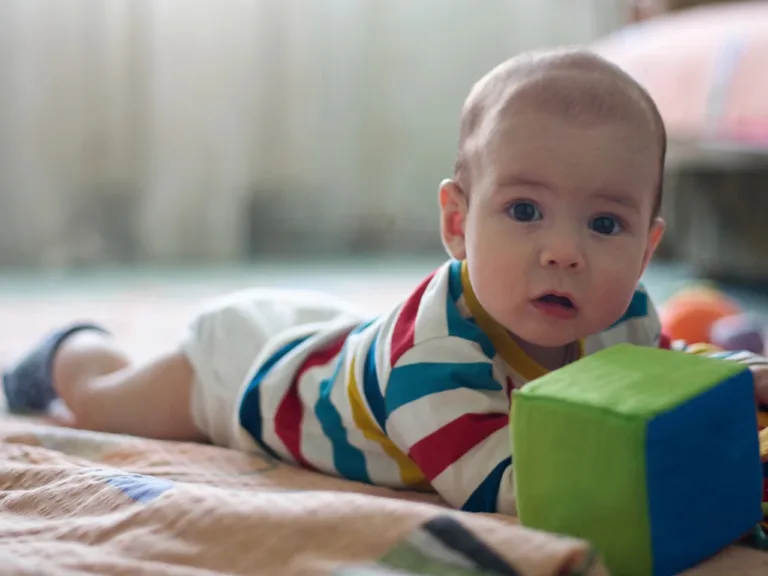 4 aylık bebek aktiviteleri