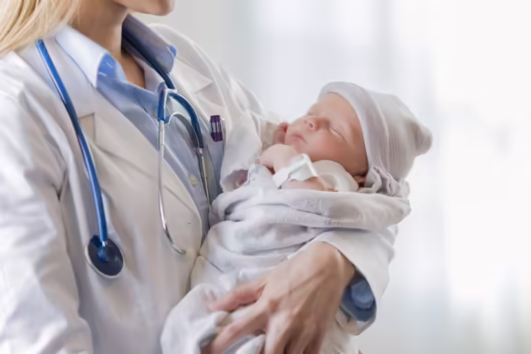 1 Aylık Bebek Doktor Kontrolü
